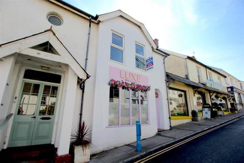 2 bedroom apartment for sale, High Street, Saundersfoot