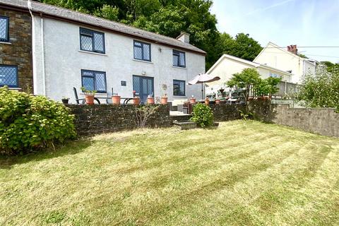 3 bedroom detached house for sale, Llanmiloe Bach, Llanmiloe, Carmarthen