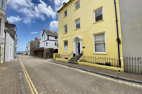 12 bedroom end of terrace house for sale, St. Marys Street, Tenby