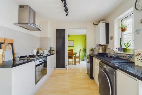 56 Clover Fields, Calverton, Nottingham, NG14 6PN