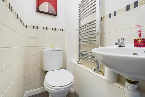 56 Clover Fields, Calverton, Nottingham, NG14 6PN