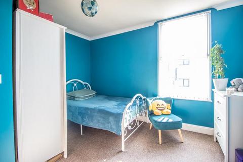 15a Chase Road, Southend-on-sea, SS1 2RE