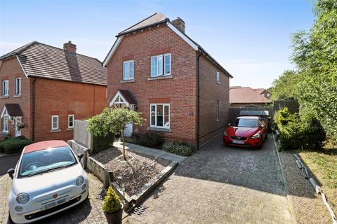 3 bedroom detached house for sale, The Spinners, Hailsham