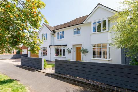 5 bedroom detached house for sale, Lillington Close, Leamington Spa