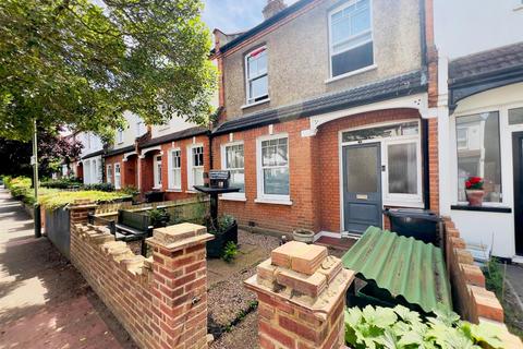 3 bedroom terraced house for sale, Durban Road, Beckenham BR3