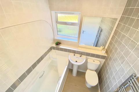 33 Cranborne Close, Potters Bar, EN6 3AU