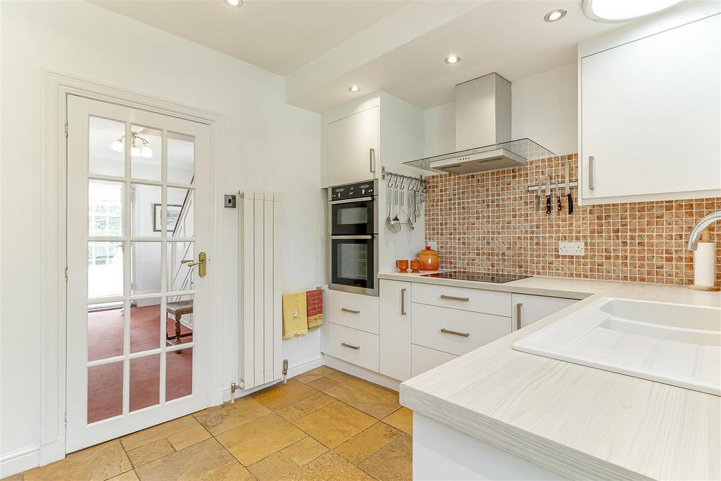 Kitchen - A.jpg