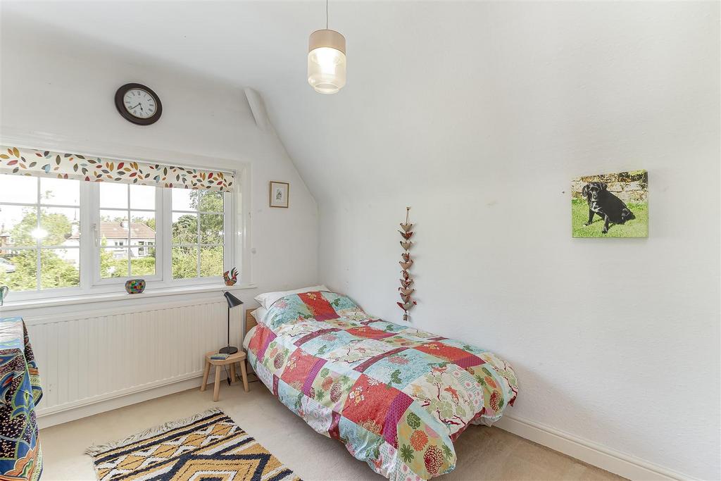 Bedroom 3.jpg