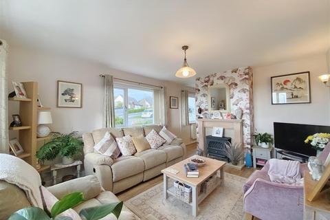 3 bedroom detached bungalow for sale, James Park, Kilgetty