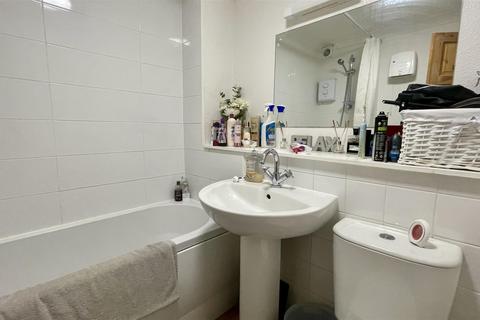 1 bedroom apartment for sale, Cuthbury Gardens, Wimborne