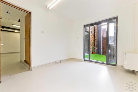 Office to rent, Clarence Road, London E5