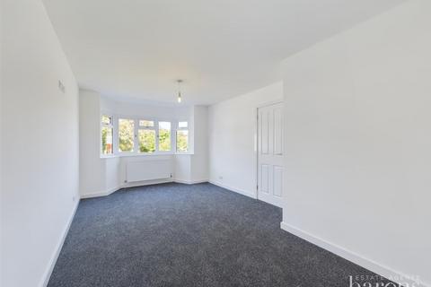 118 Loggon Road, Basingstoke, RG21 3PB
