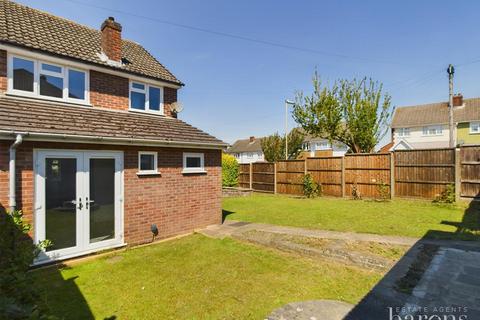 118 Loggon Road, Basingstoke, RG21 3PB