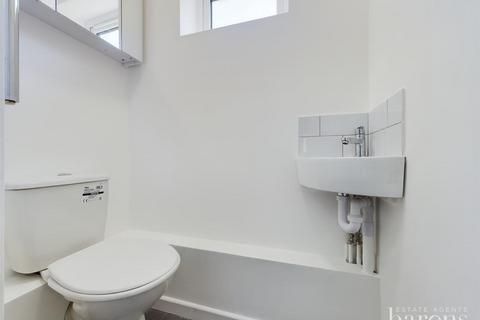 118 Loggon Road, Basingstoke, RG21 3PB