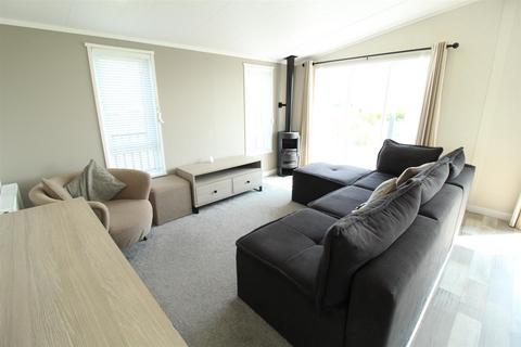 3 bedroom mobile home for sale, Estuary Way, Sandy Bay Caravan Park, Ashington