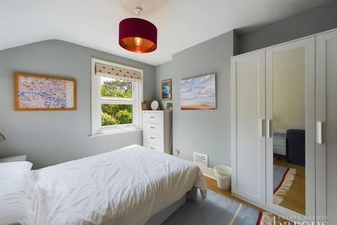 8a Beaconsfield Road, Basingstoke, RG21 3DP