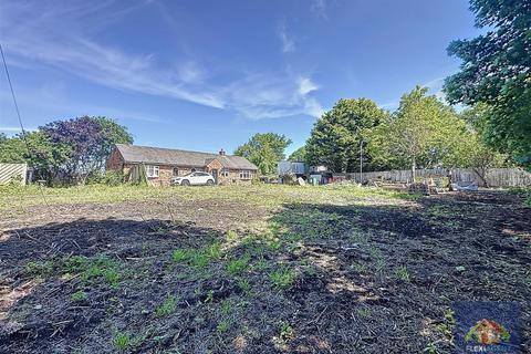 2 bedroom detached bungalow for sale, Pool Hey Lane, Southport PR9
