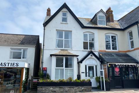 Gordon House Fore Street, Tintagel, PL34 0DA