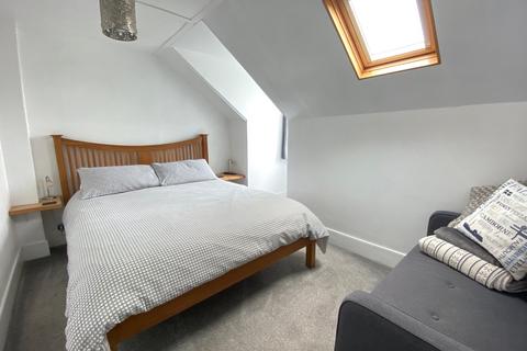 Gordon House Fore Street, Tintagel, PL34 0DA