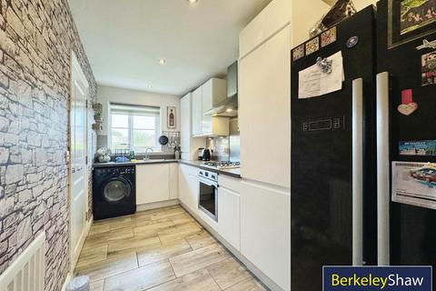 18 Atherton Drive, Prescot, L35 7AG