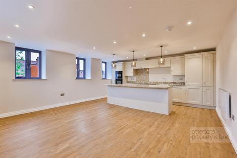 2 bedroom apartment to rent, George Street, Whalley, Clitheroe