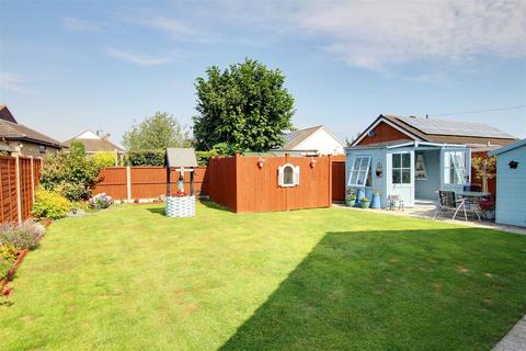 2 bedroom detached bungalow for sale, Sandringham Drive, Sutton-On-Sea LN12