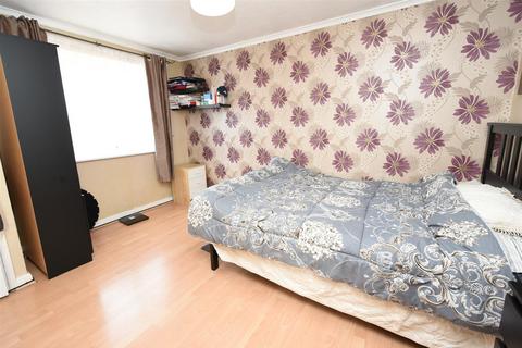 3 bedroom detached house for sale, Beck Farm Close, Canvey Island SS8