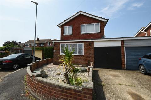 3 bedroom detached house for sale, Canvey Island SS8