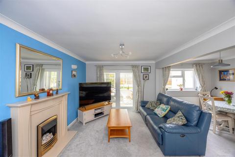 3 bedroom detached house for sale, Everard Glade, Bradway, Sheffield