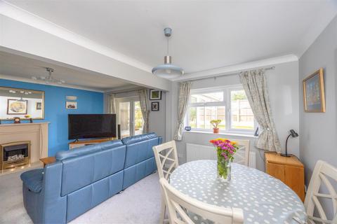 3 bedroom detached house for sale, Everard Glade, Bradway, Sheffield