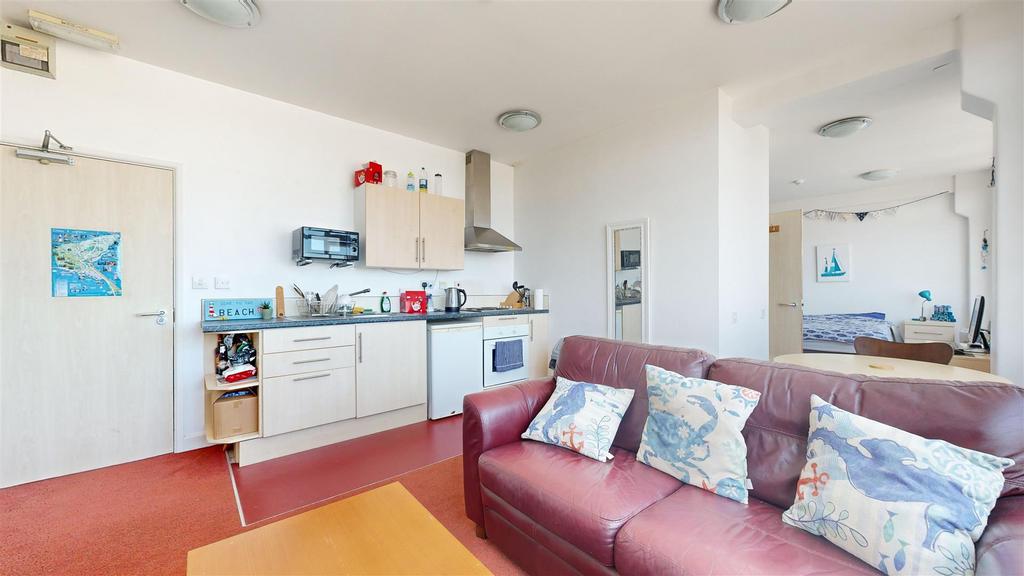 12-Maritime-House-07302024 152506.jpg