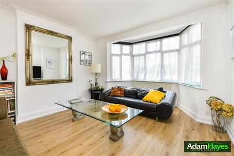 3 bedroom detached house for sale, Great North Way, London NW4