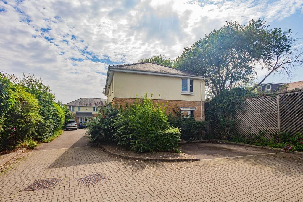 6 St. Canna Close-7.jpg