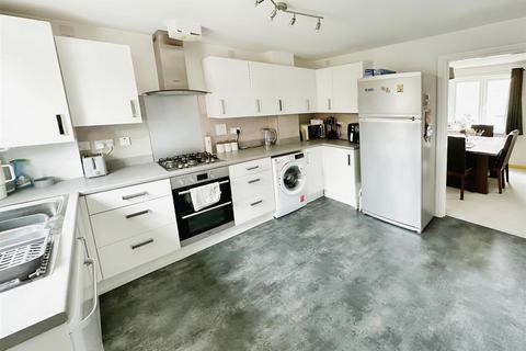 3 Shield Way, Bidford On Avon, Alcester, B50 4HA