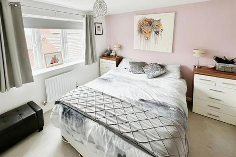 3 Shield Way, Bidford On Avon, Alcester, B50 4HA
