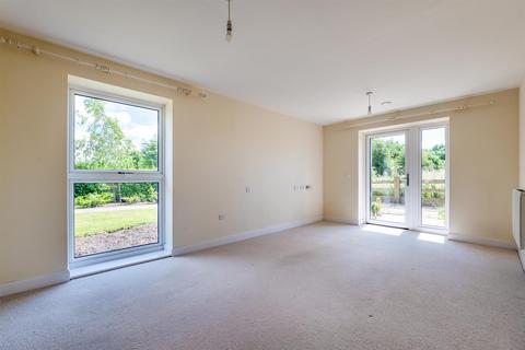 2 bedroom flat for sale, Harvard Place, Springfield Close, Stratford-Upon-Avon