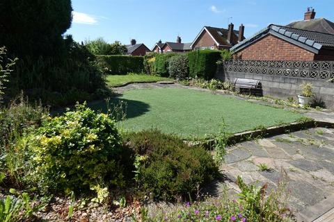 2 bedroom detached bungalow for sale, New Close Avenue, Forsbrook, Stoke-On-Trent