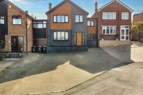 4 bedroom detached house for sale, Willow Avenue, Stapleford, Nottingham