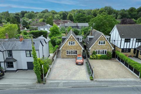 3 bedroom detached house for sale, Brentwood Road, Ingrave, Brentwood