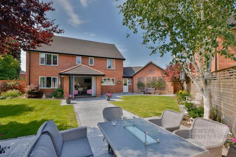 4 Beech Drive, Whalley, Clitheroe, BB7 9RA