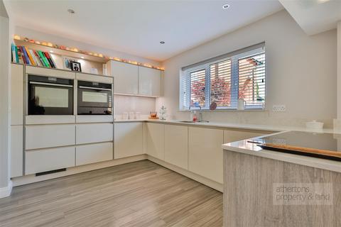 4 Beech Drive, Whalley, Clitheroe, BB7 9RA