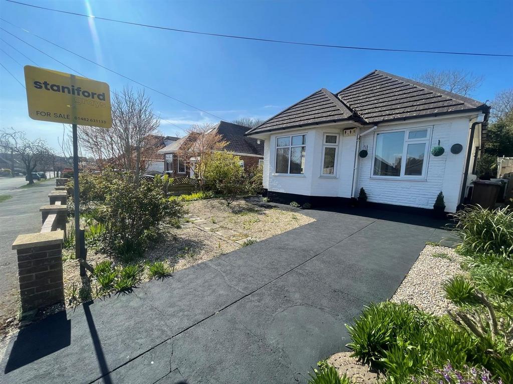 26 Valley Dr 1.jpg