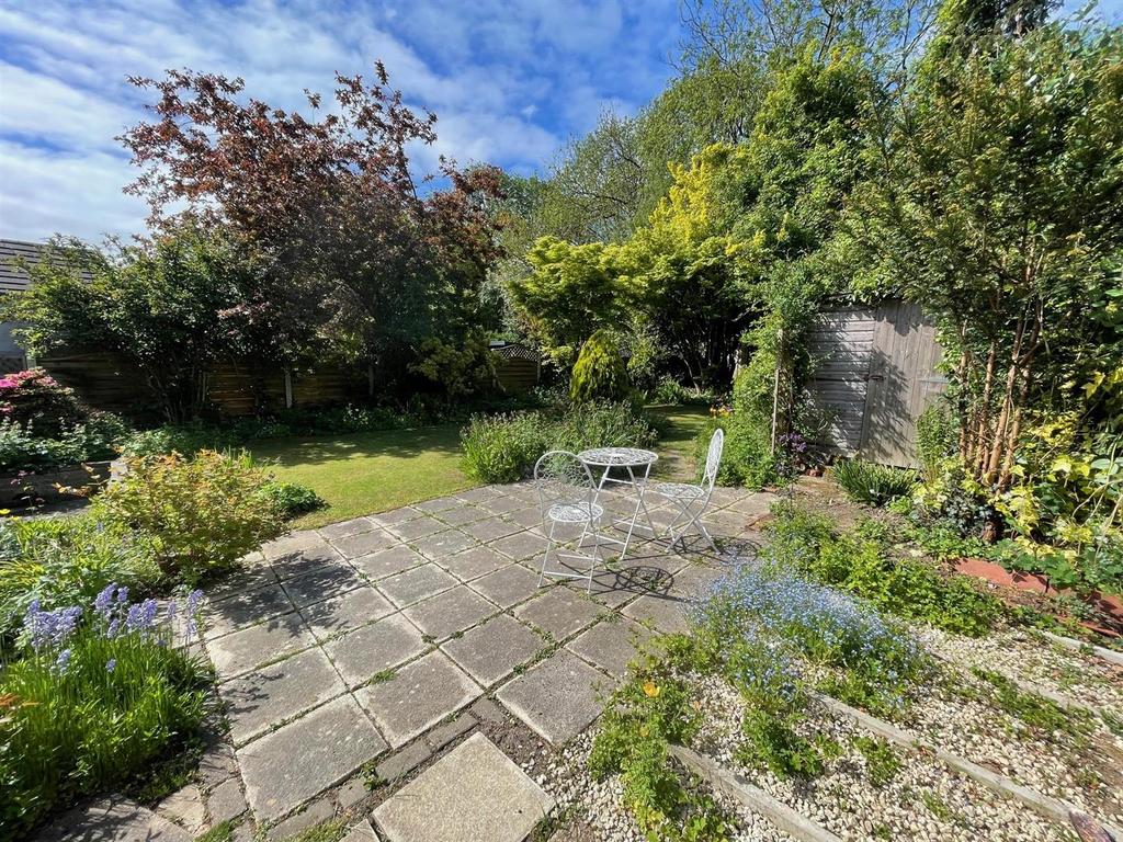 Garden 1.jpg