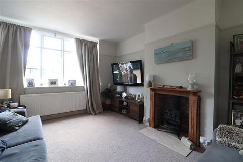 3 bedroom semi-detached house for sale, Nutfield Road, Merstham, Redhill