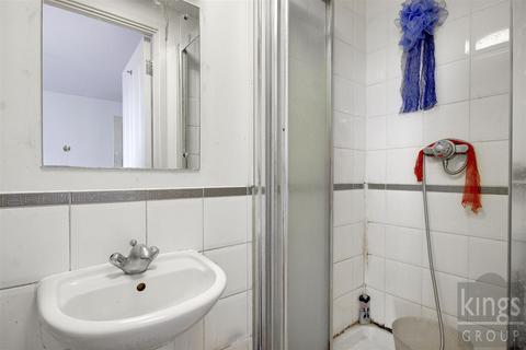 2 bedroom flat for sale, Gareth Drive, Edmonton, N9