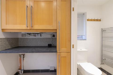 47 Bluebell Close, Gateshead, NE9 6RH