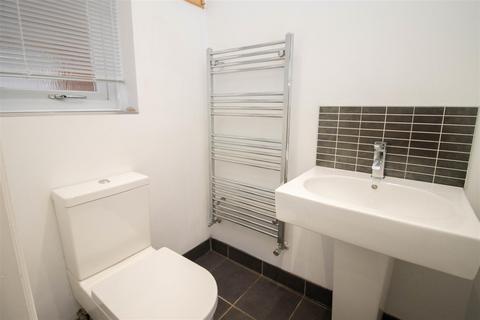 47 Bluebell Close, Gateshead, NE9 6RH