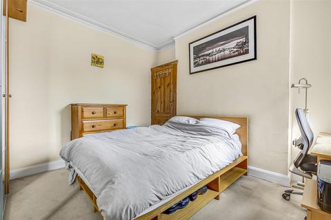 3 bedroom flat for sale, Norroy Road, Putney