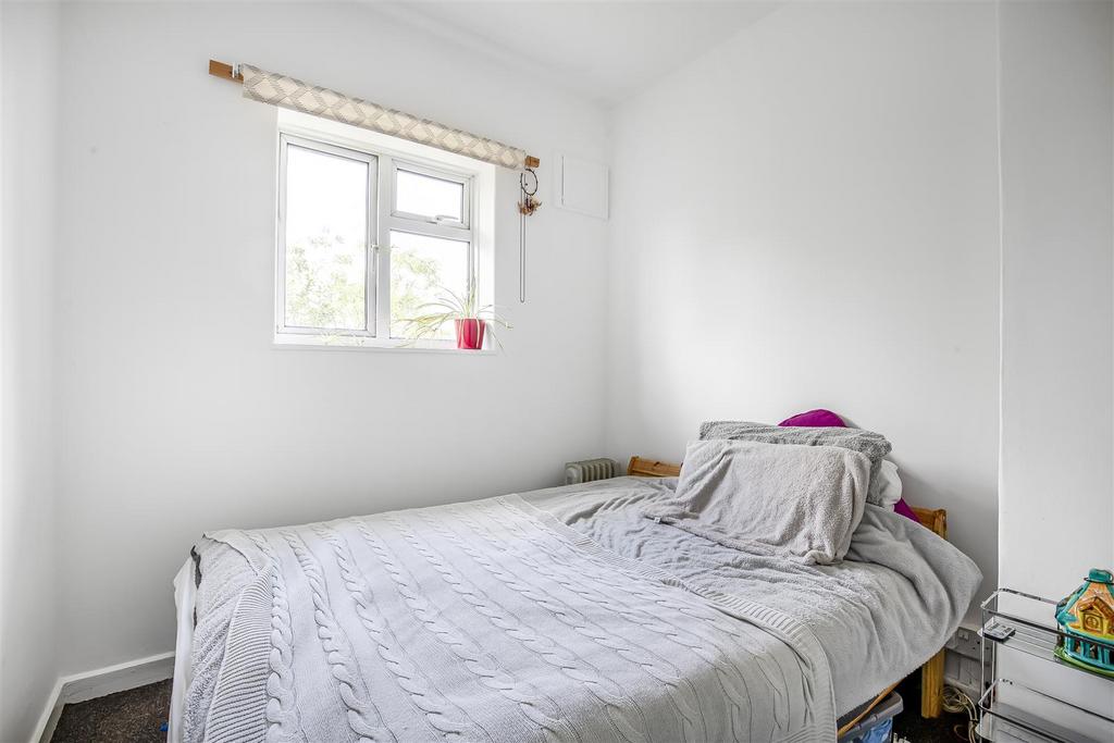 James Anderson-26 huntingfield road-sw15 5he  6 .j