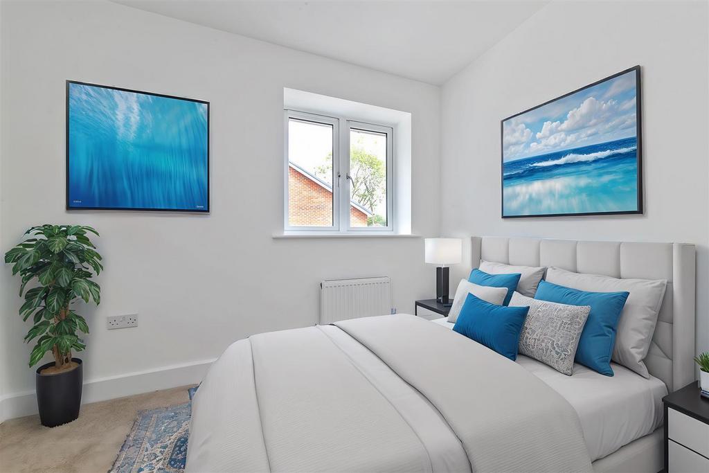 4 Oakview Gardens-21 - Bedroom - Standard - 2.jpg